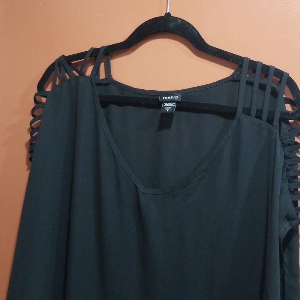 Torrid top
